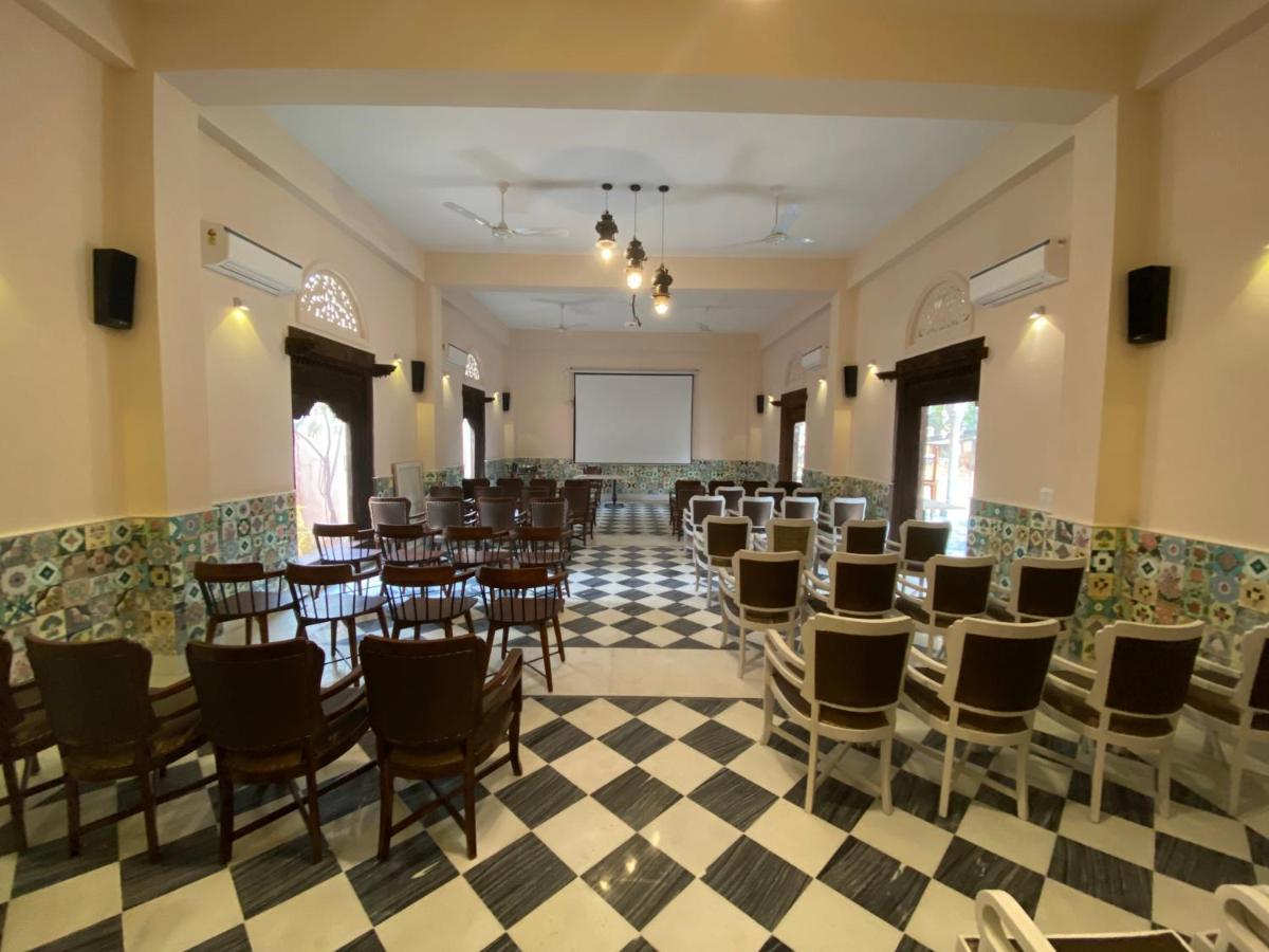 Vivaana Culture Hotel Mandāwa Екстериор снимка