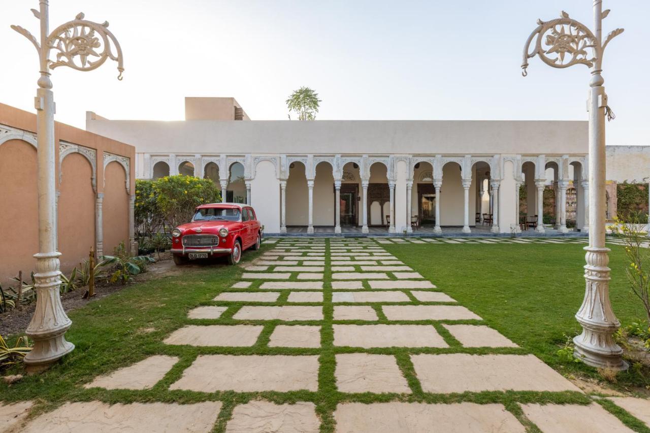Vivaana Culture Hotel Mandāwa Екстериор снимка